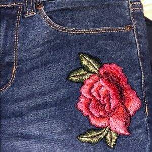 New York AND company flower embroidered jeans